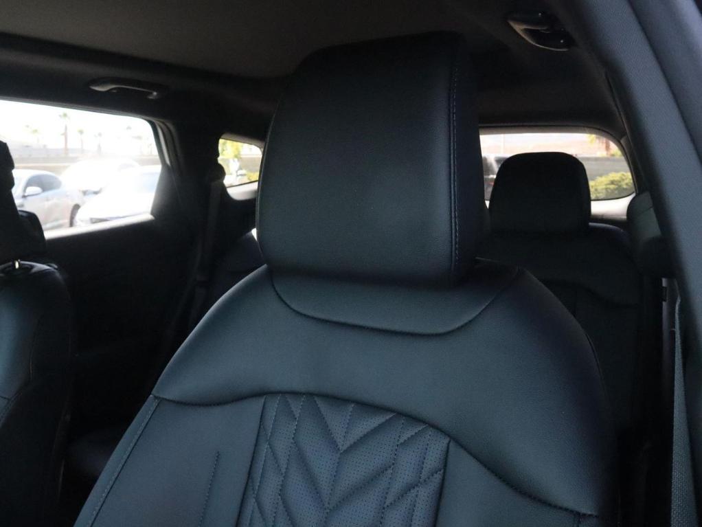new 2025 Kia Sportage car, priced at $40,035