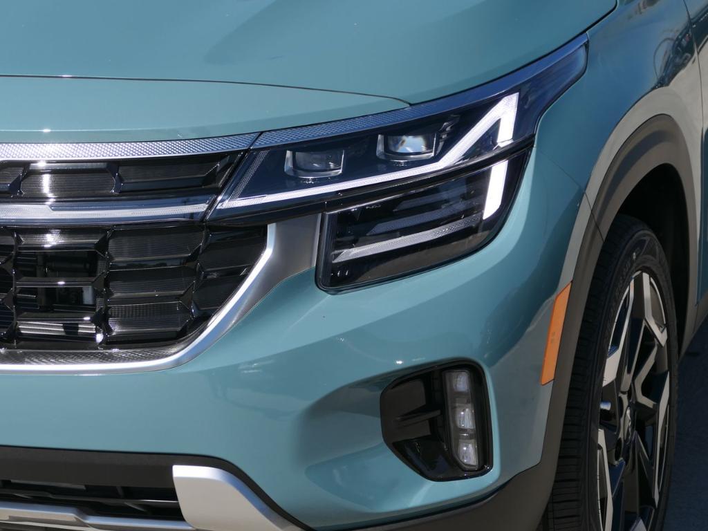new 2026 Kia Seltos car, priced at $33,645