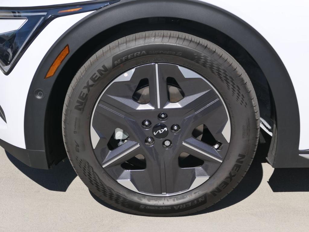 new 2025 Kia EV6 car, priced at $50,375