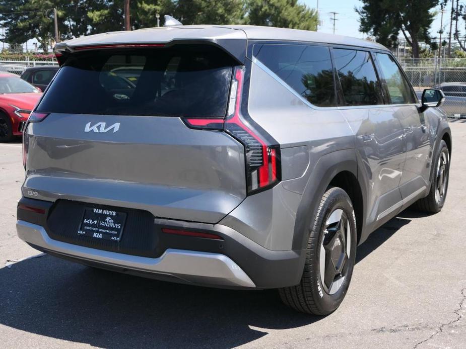 new 2024 Kia EV9 car, priced at $60,975