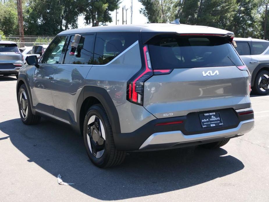 new 2024 Kia EV9 car, priced at $60,975