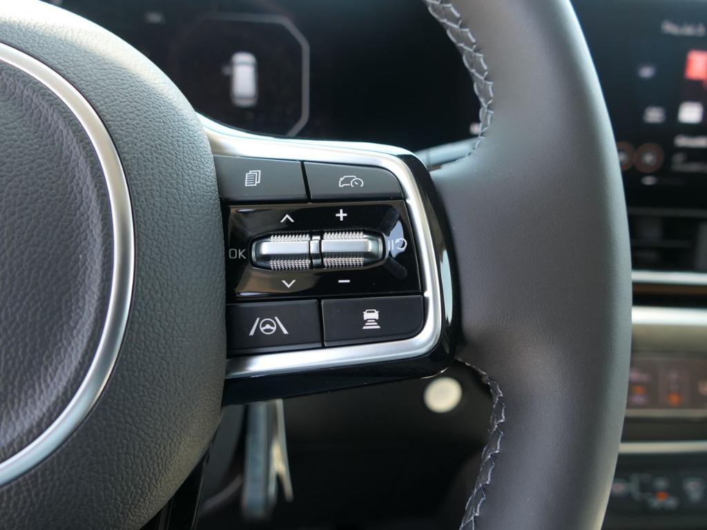 new 2026 Kia Carnival Hybrid car, priced at $55,285