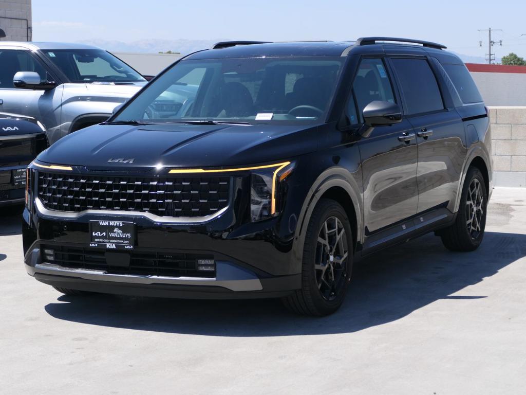 new 2026 Kia Carnival Hybrid car, priced at $55,285