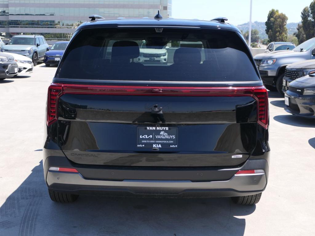 new 2026 Kia Carnival Hybrid car, priced at $55,285
