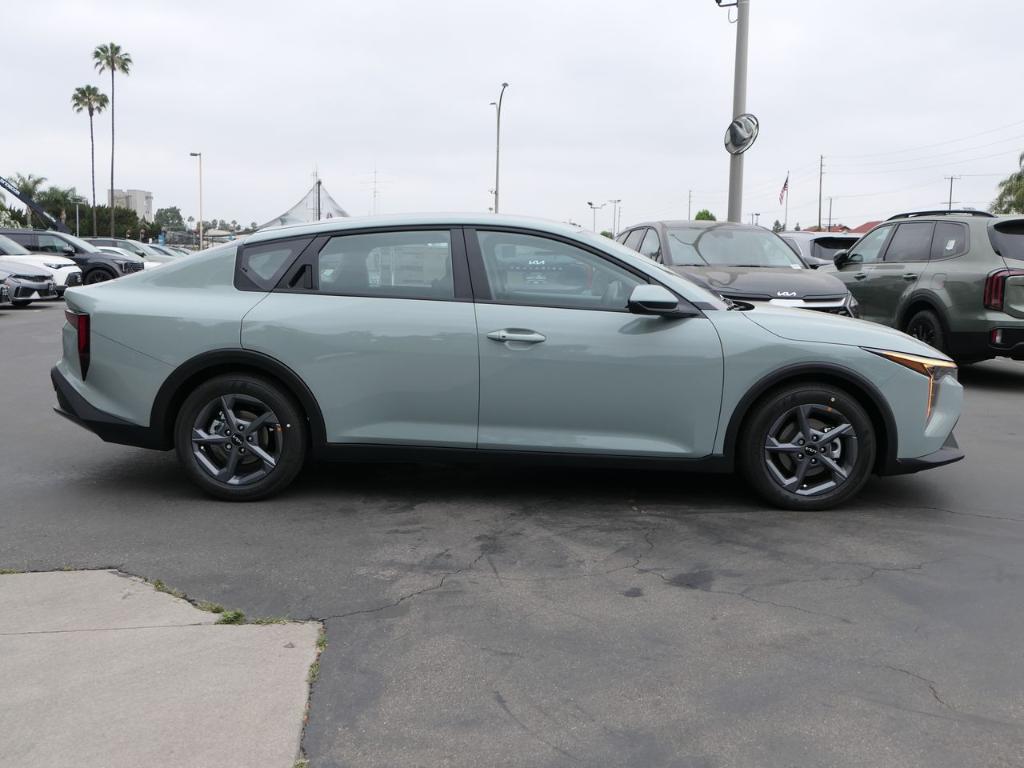 new 2025 Kia K4 car, priced at $24,165