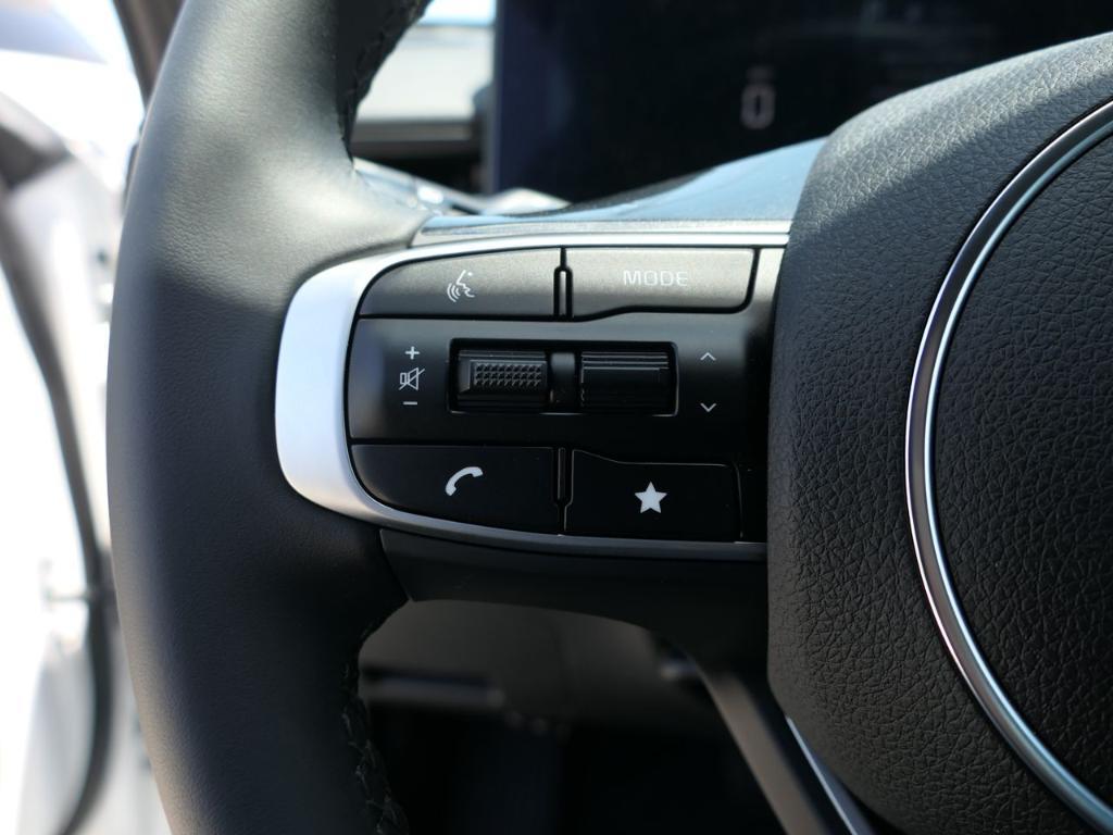 new 2025 Kia K5 car, priced at $35,145