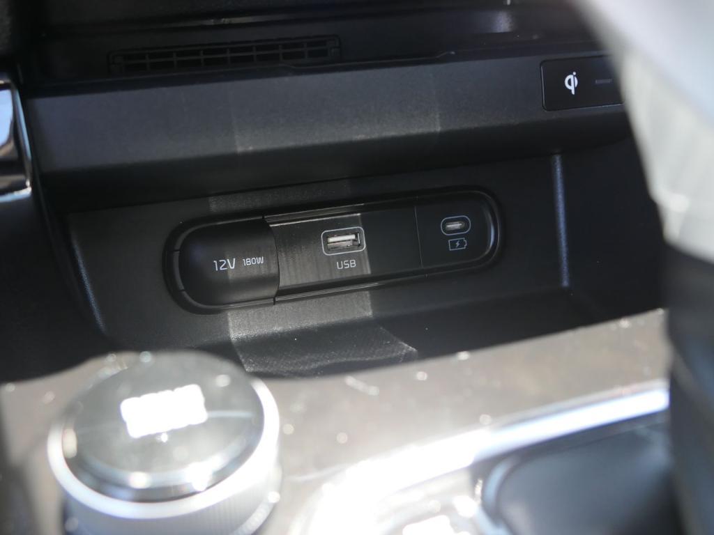 used 2024 Kia Seltos car, priced at $21,000