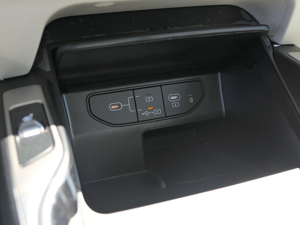 new 2025 Kia Sorento Hybrid car, priced at $41,630