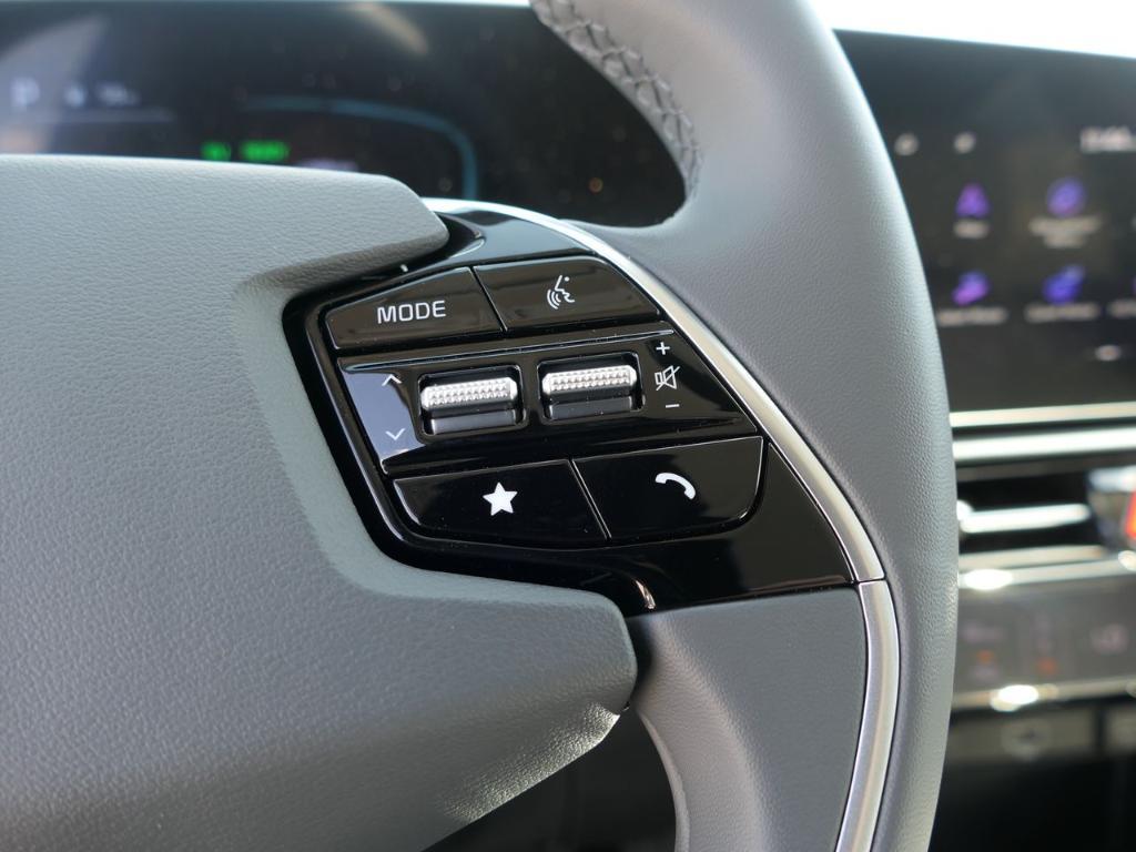 new 2025 Kia Niro car, priced at $31,595
