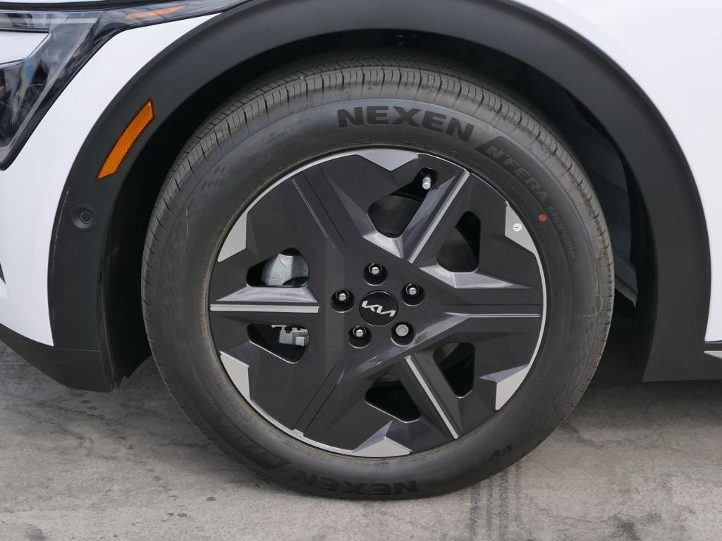 new 2025 Kia EV6 car, priced at $50,540