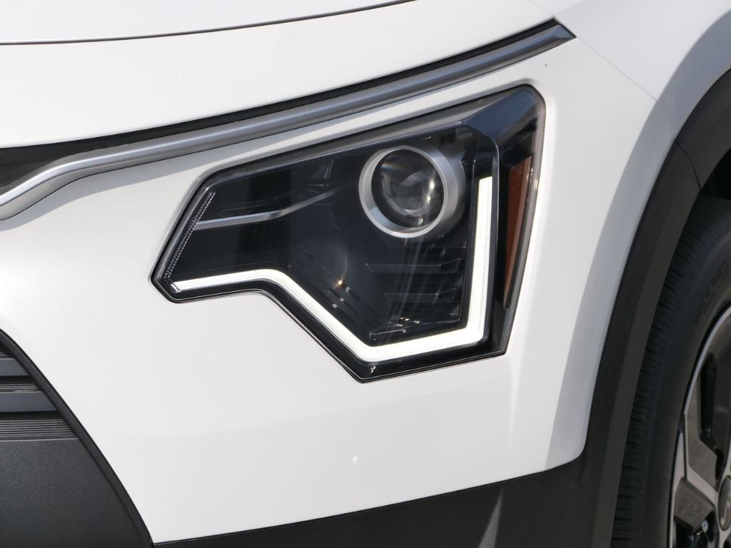new 2025 Kia Niro car, priced at $31,755