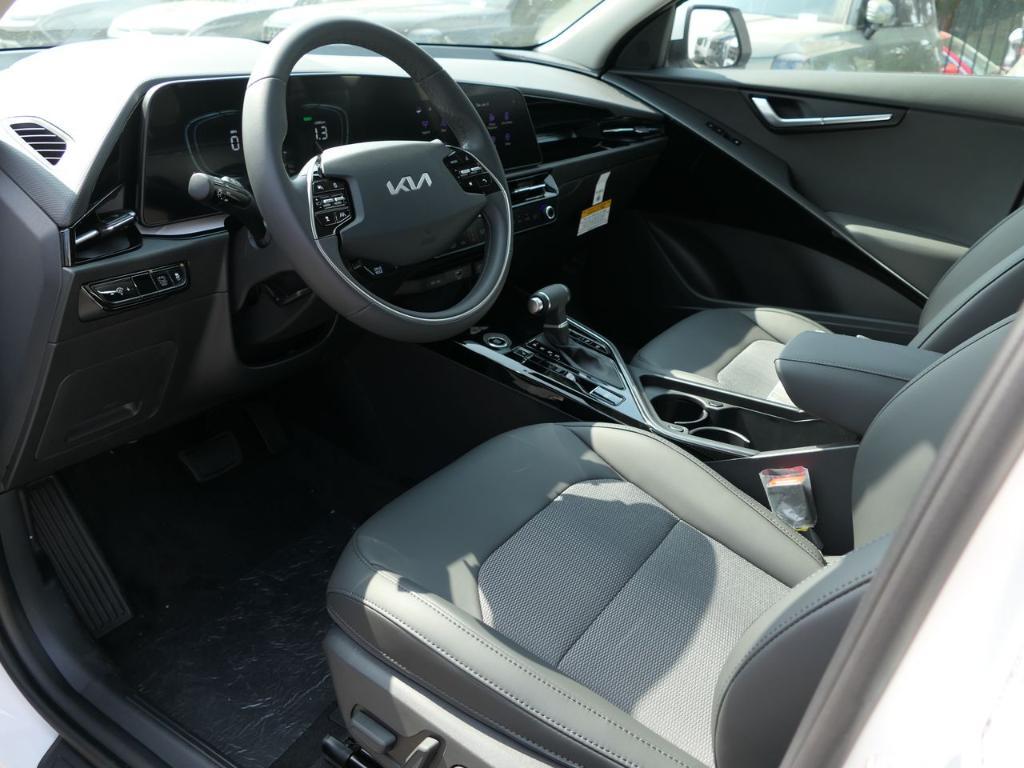 new 2025 Kia Niro car, priced at $31,755