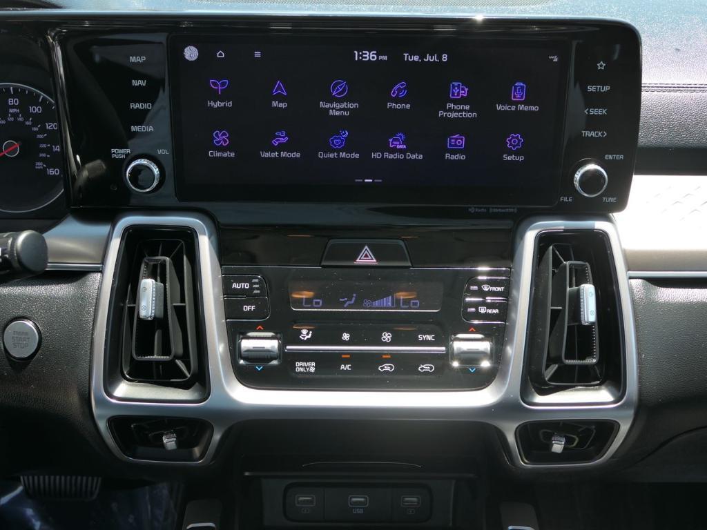 used 2022 Kia Sorento Hybrid car, priced at $28,000