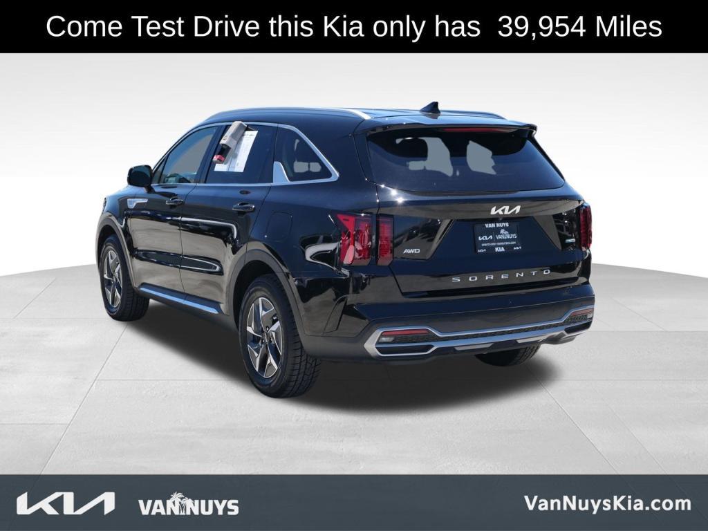used 2022 Kia Sorento Hybrid car, priced at $28,000