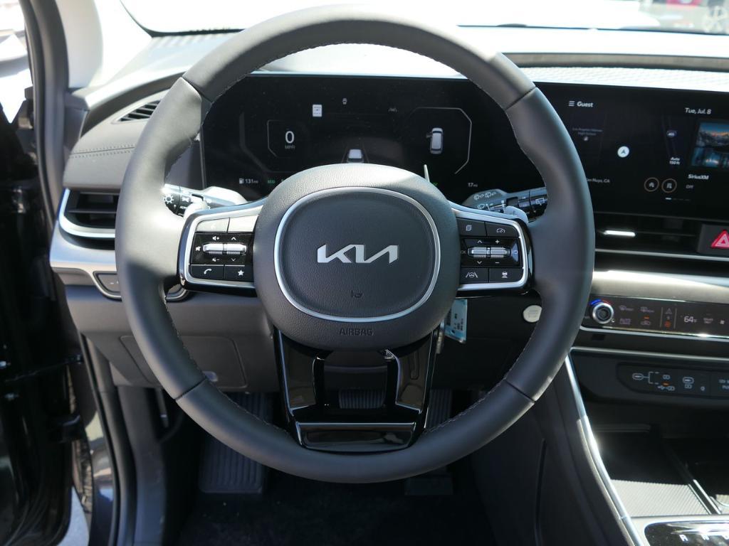 new 2025 Kia Carnival Hybrid car, priced at $57,925