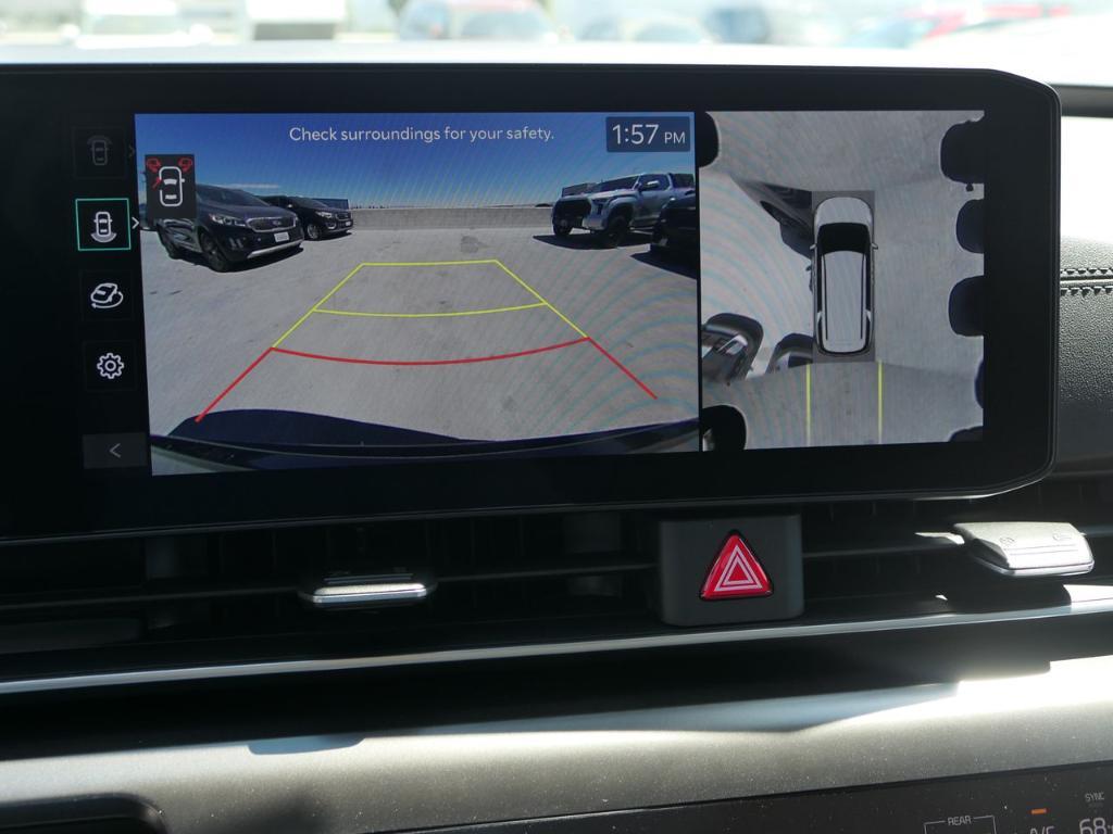 new 2025 Kia Carnival Hybrid car, priced at $57,925