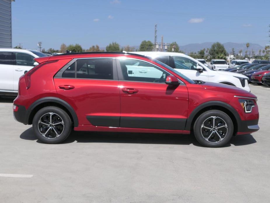 new 2025 Kia Niro car, priced at $31,735