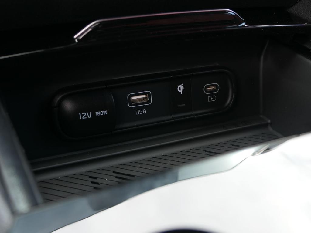 new 2025 Kia Sportage Hybrid car, priced at $39,360