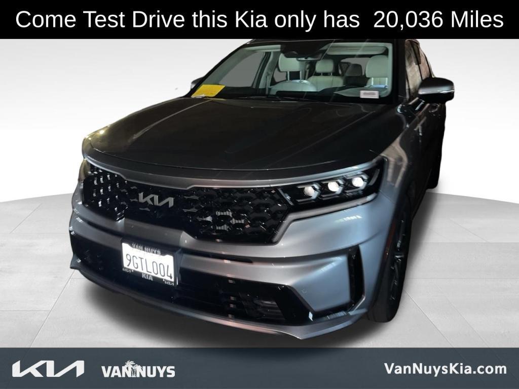used 2023 Kia Sorento Hybrid car, priced at $33,500