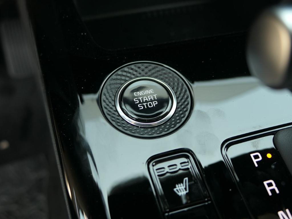 new 2025 Kia Niro car, priced at $31,755