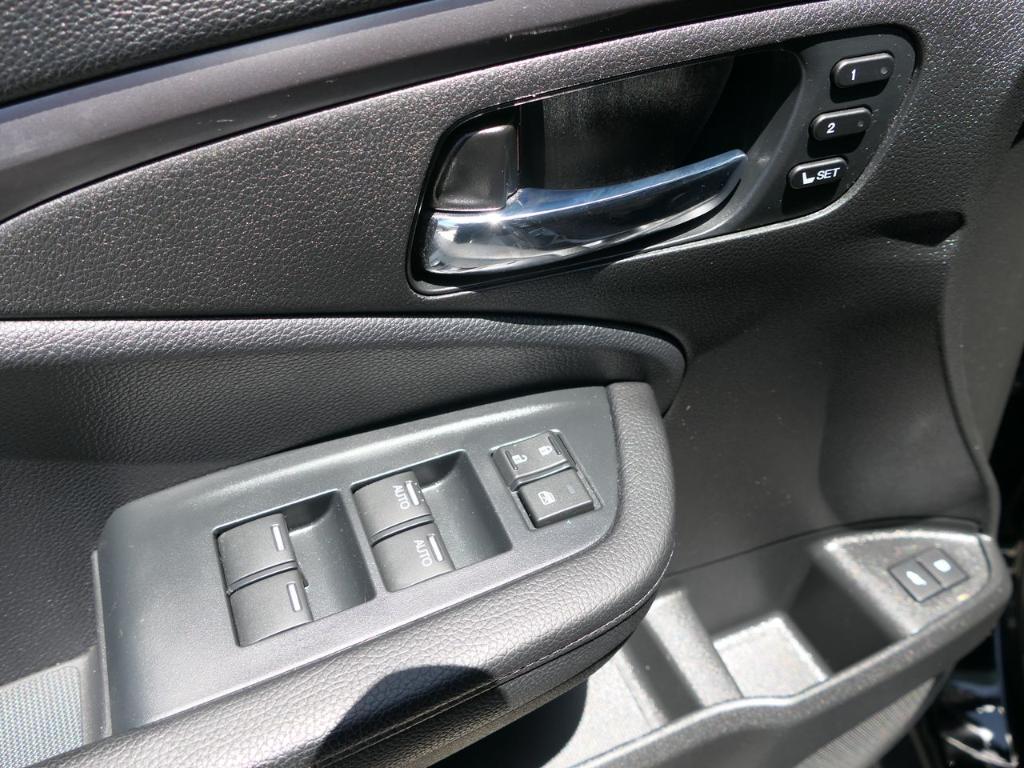 used 2022 Honda Pilot car, priced at $34,000