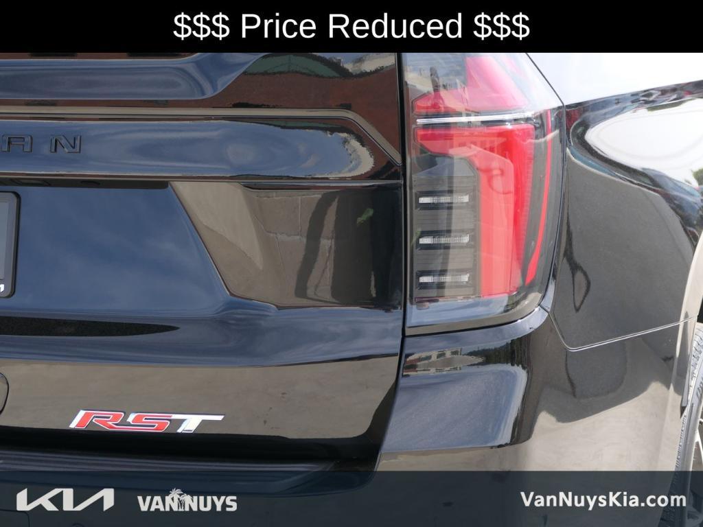 used 2025 Chevrolet Suburban car, priced at $71,489