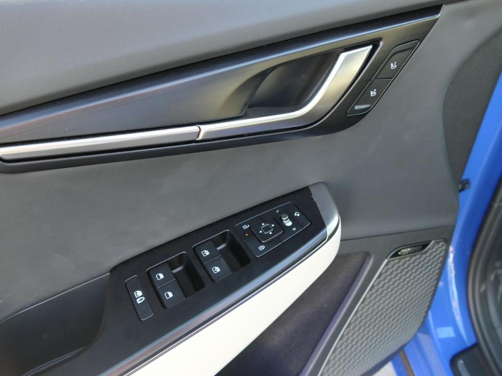 new 2025 Kia EV6 car, priced at $56,805