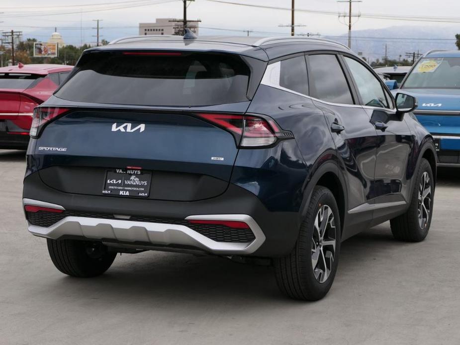 new 2025 Kia Sportage Hybrid car, priced at $33,940