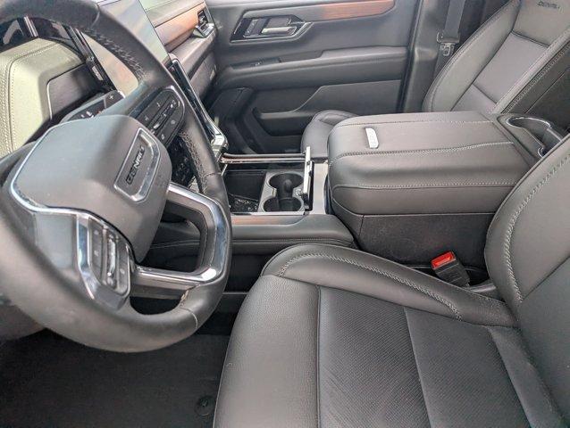 used 2025 GMC Yukon XL car, priced at $85,997