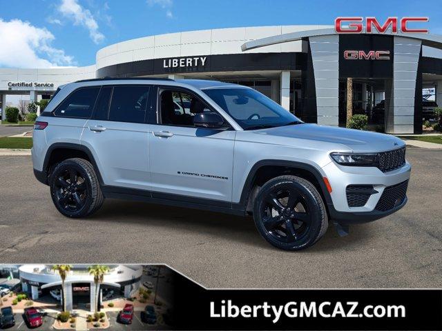 used 2022 Jeep Grand Cherokee car, priced at $30,736