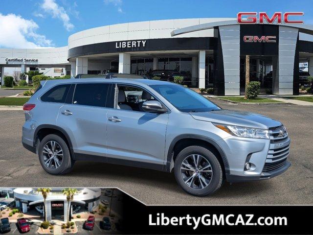 used 2019 Toyota Highlander car, priced at $25,824