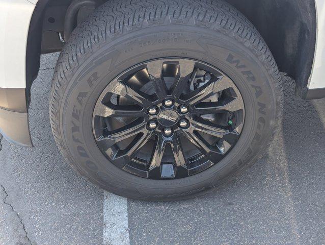 used 2022 GMC Canyon car, priced at $26,001