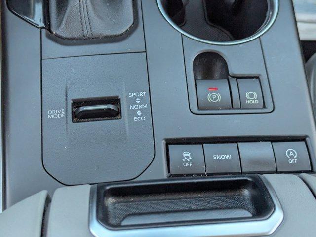 used 2020 Toyota Highlander car, priced at $26,724