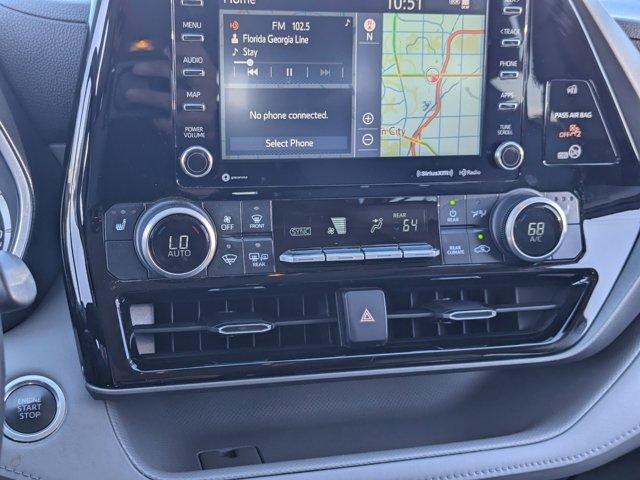 used 2020 Toyota Highlander car, priced at $26,724