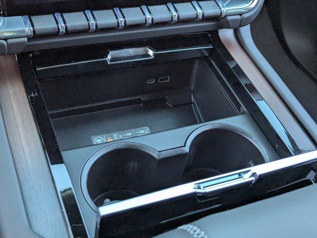 new 2025 GMC Yukon XL car