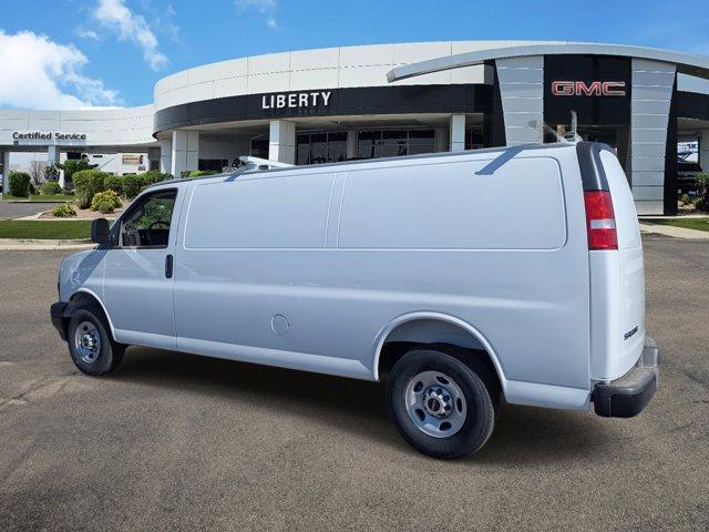 new 2025 GMC Savana 2500 car