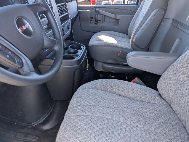 new 2025 GMC Savana 2500 car