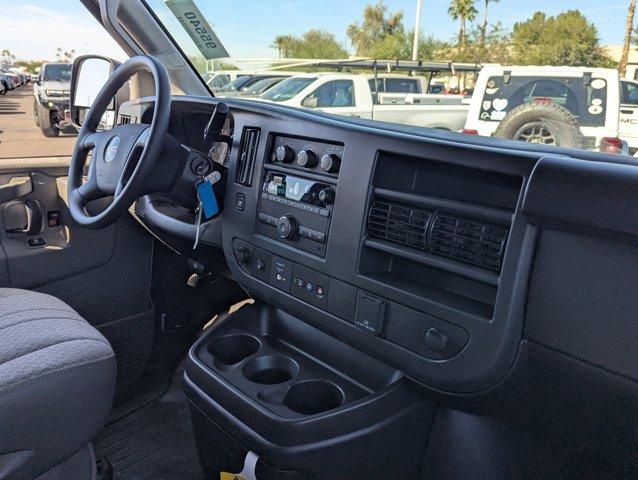 new 2025 GMC Savana 2500 car