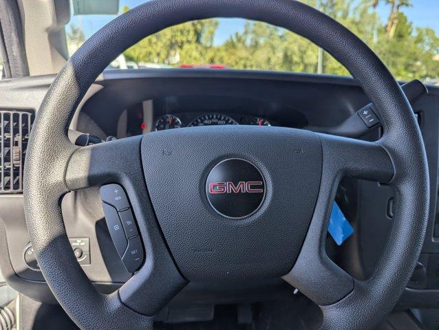 new 2025 GMC Savana 2500 car