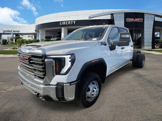 new 2025 GMC Sierra 3500 car, priced at $49,193