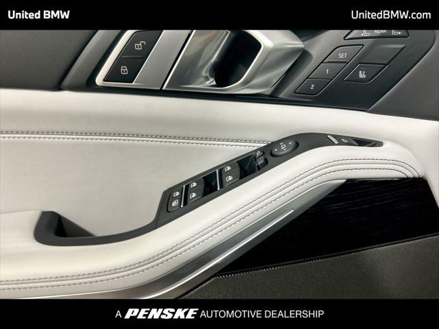 new 2026 BMW X7 car, priced at $98,535