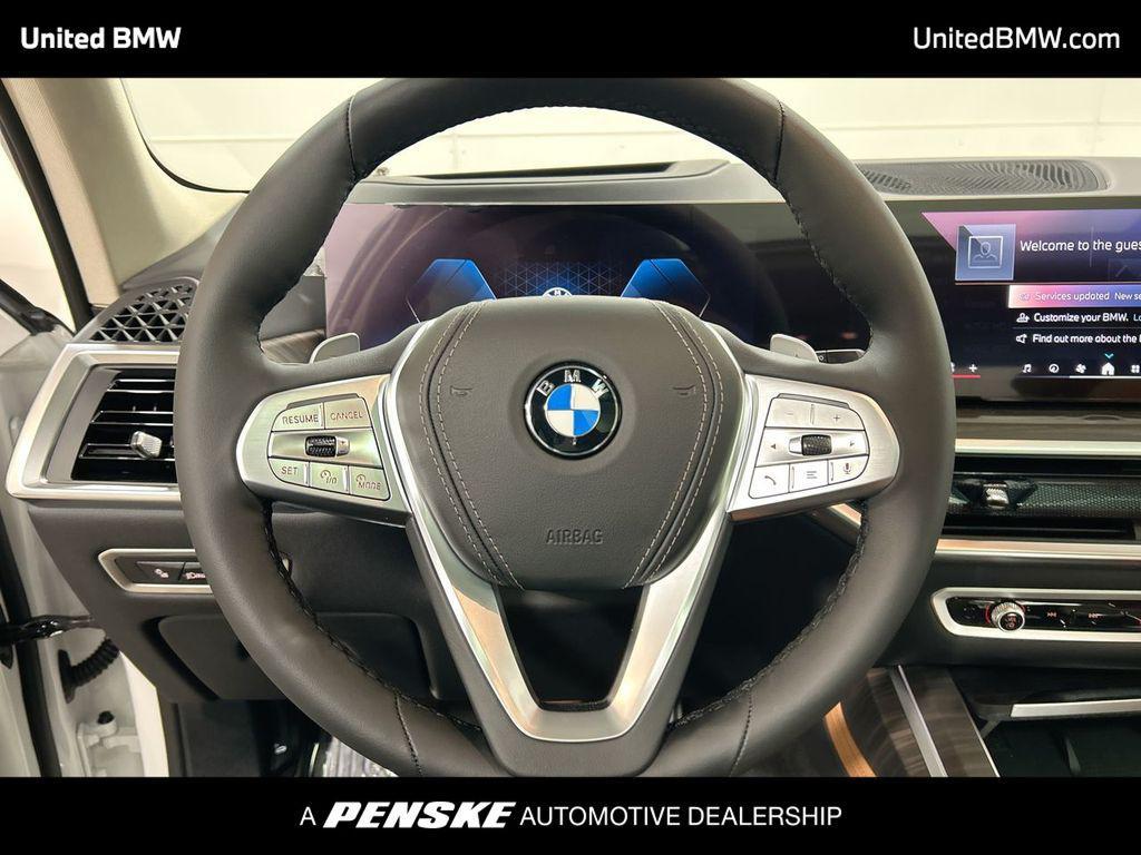 new 2026 BMW X7 car, priced at $96,535