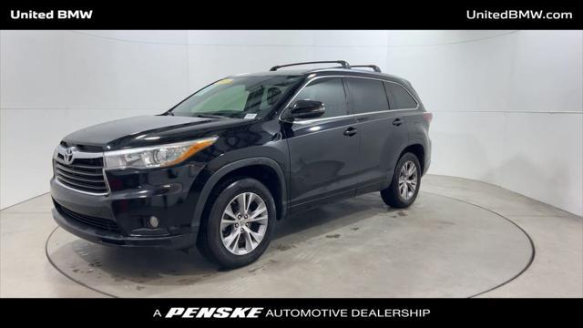 used 2015 Toyota Highlander car, priced at $15,995