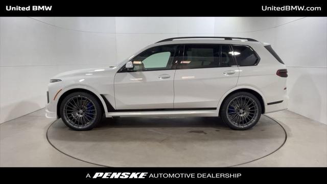 new 2025 BMW X7 car