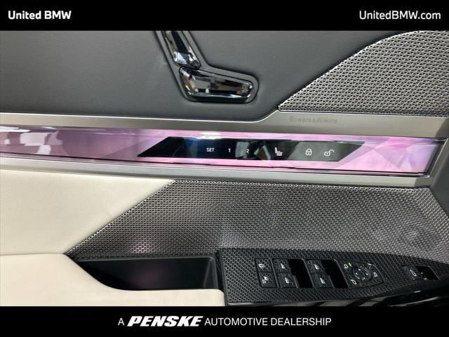 new 2025 BMW 760 car, priced at $133,945