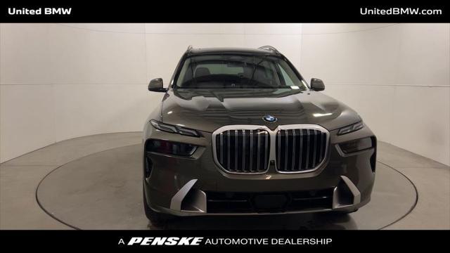 new 2025 BMW X7 car, priced at $92,710
