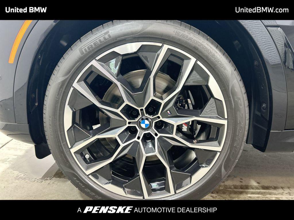 new 2026 BMW X7 car, priced at $99,635