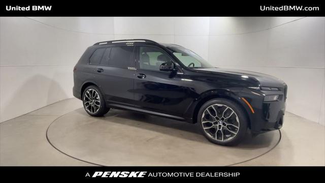 new 2025 BMW X7 car, priced at $117,475