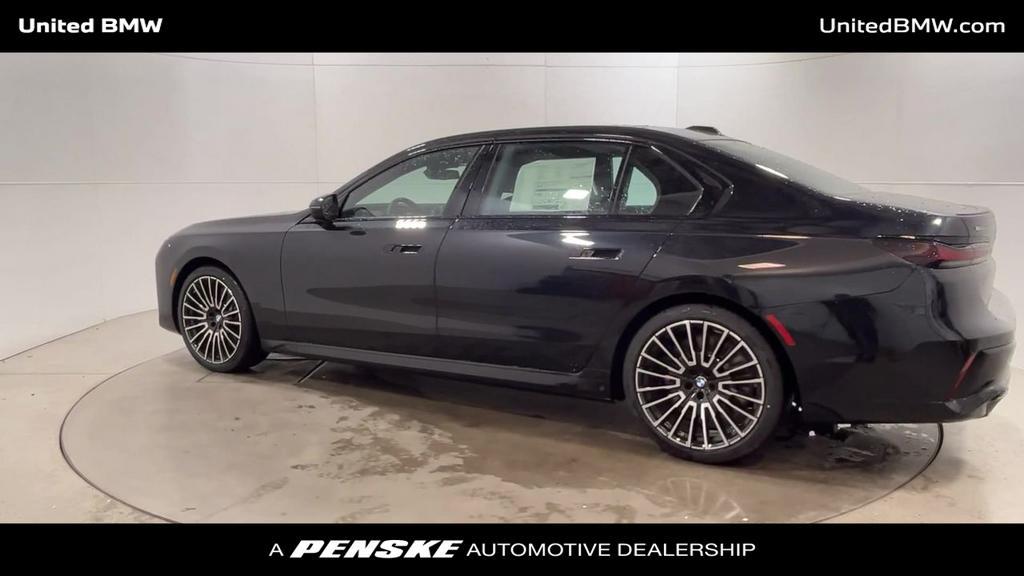 new 2024 BMW 760 car, priced at $137,475