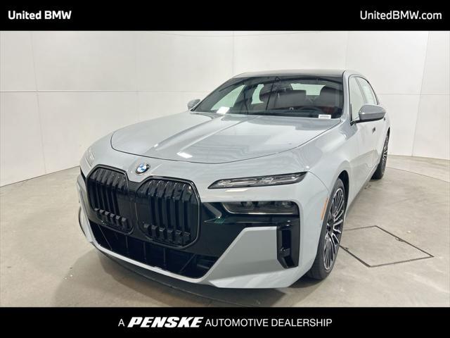new 2025 BMW 760 car, priced at $135,635